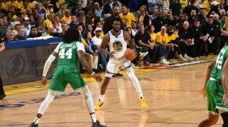  纽卡斯尔联攻防俱佳，喜鹊军团展翅高飞冲欧战