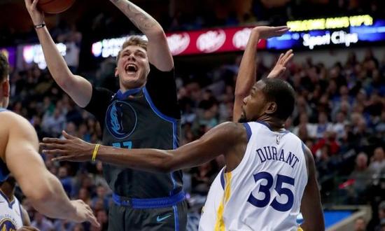  拉文死亡隔扣震撼全场，公牛客场掀翻东部第二雄鹿